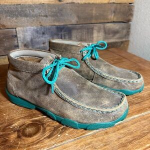 TWISTED X KID'S CHUKKA DRIVING MOCS Size 4 Youth BOYS/GIRLS Brown Style: YDM0017